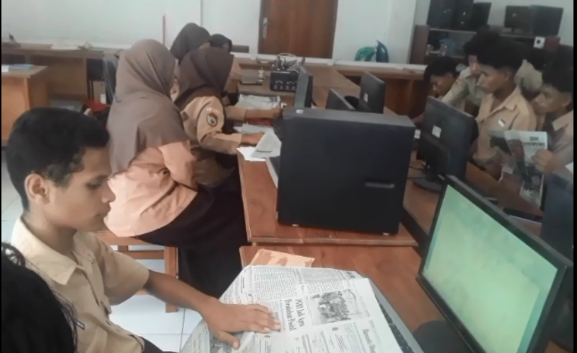Mencari-berita-aktual-di-media-cetak-2 Mencari-berita-aktual-di-media-cetak-2